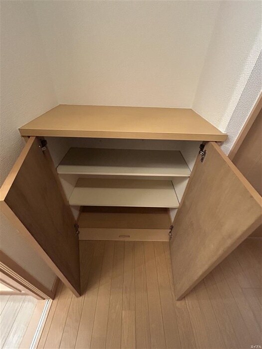 物件内観写真18　(靴箱)