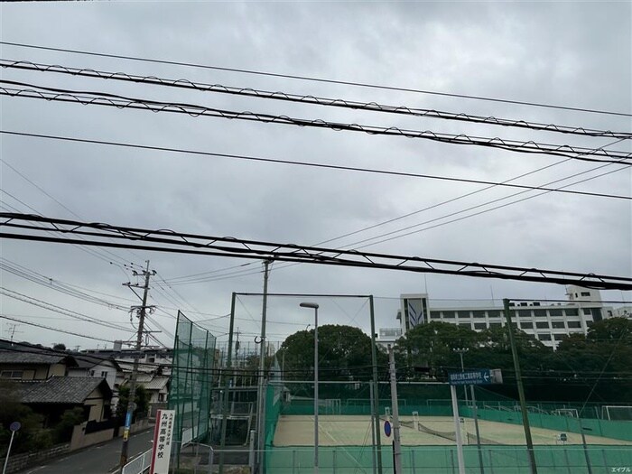 物件内観写真22　(室内からの展望)