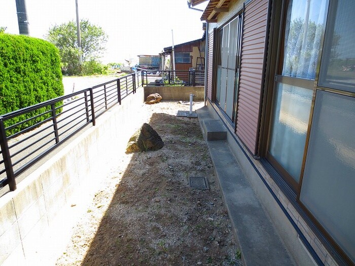 物件外観写真2　(その他)