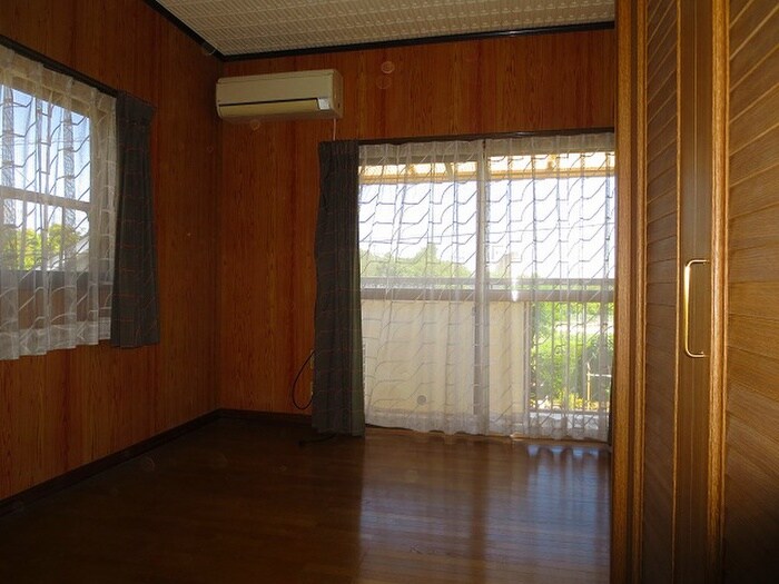 物件内観写真10　(居室)
