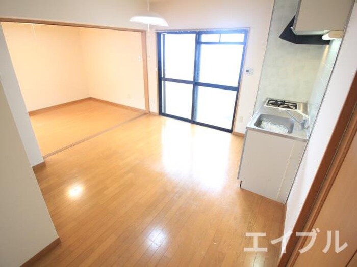 物件内観写真3　(居室)