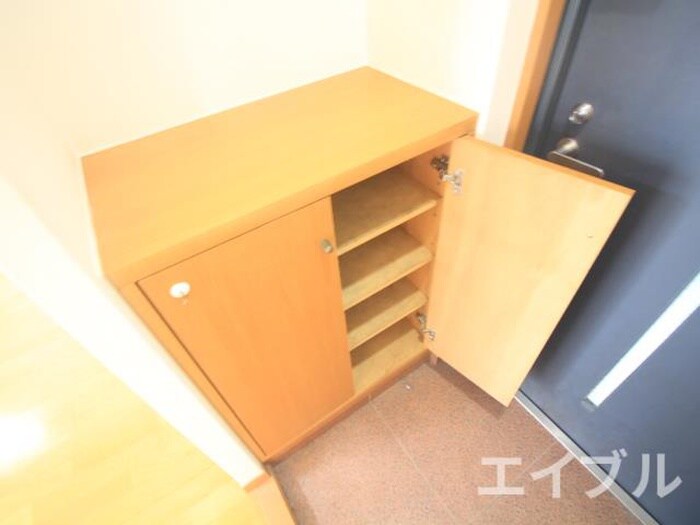 物件内観写真17　(靴箱)