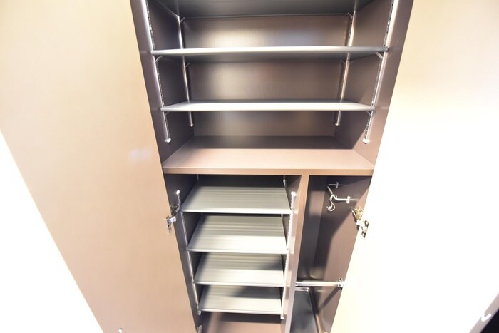 物件内観写真16　(靴箱)