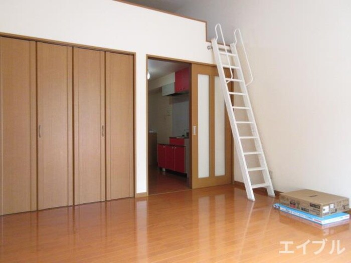 物件内観写真8　(居室)