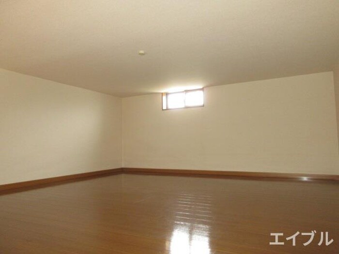 物件内観写真9　(ロフト)