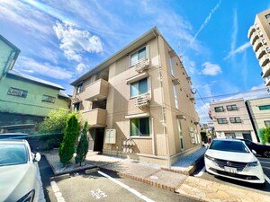 タウンコート春の町外観写真