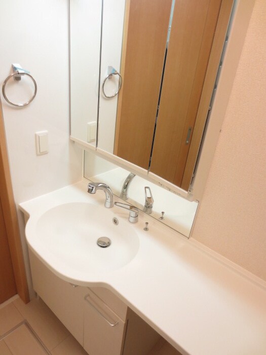 物件内観写真12　(洗面)