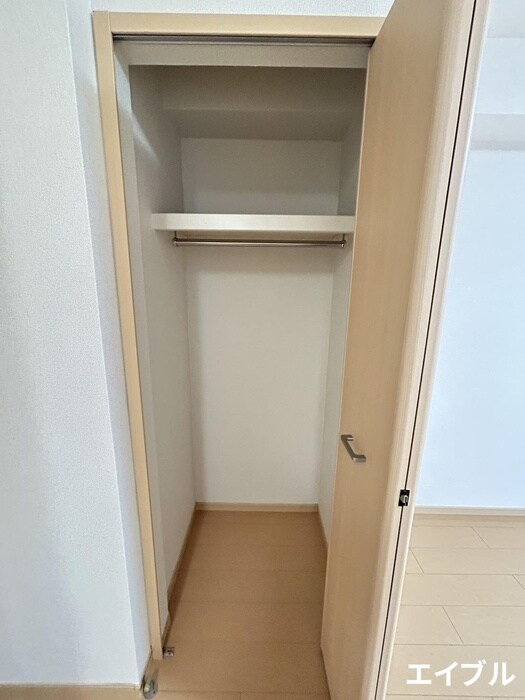 物件内観写真17　(収納)