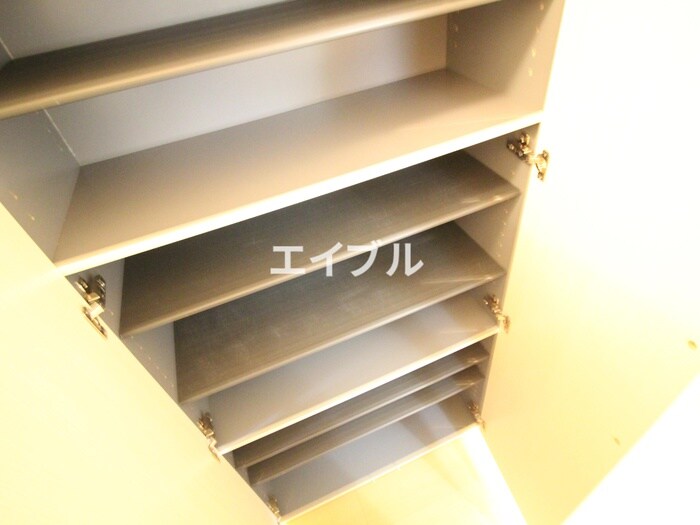 物件内観写真17　(靴箱)