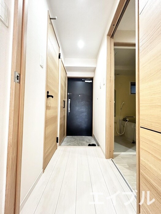 物件内観写真19　(廊下)