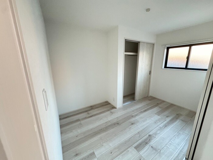 物件内観写真3　(居室)