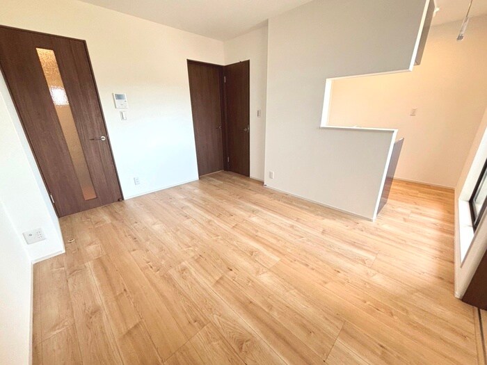 物件内観写真6　(居室)