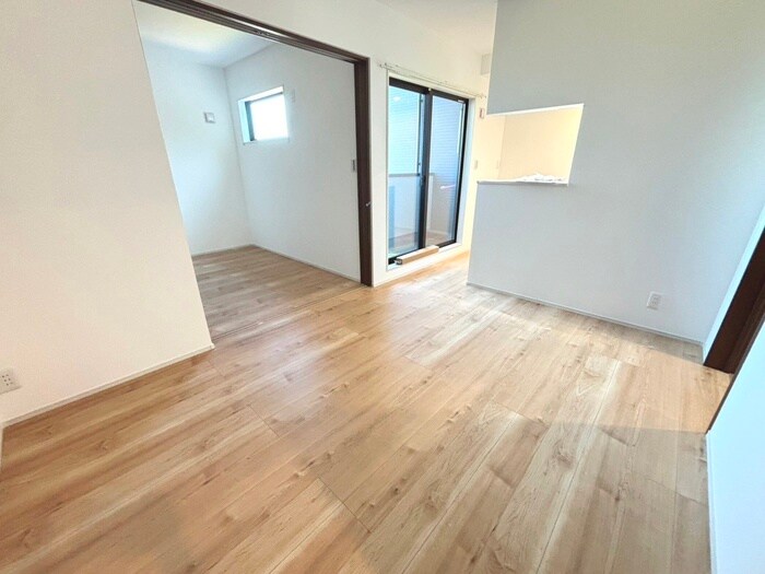 物件内観写真6　(居室)