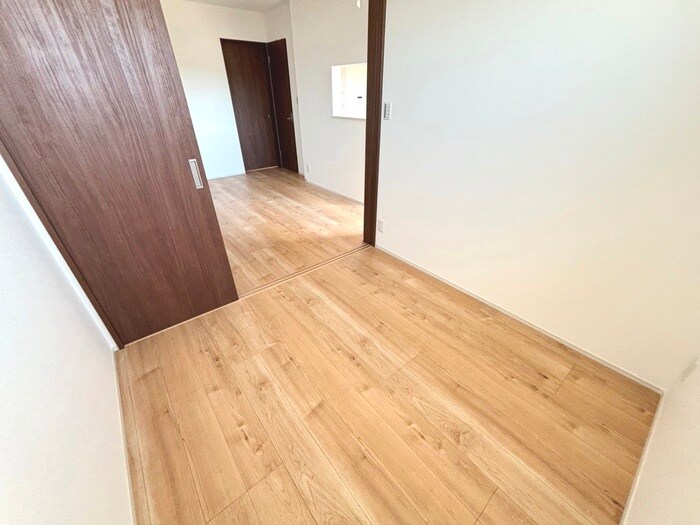 物件内観写真7　(居室)