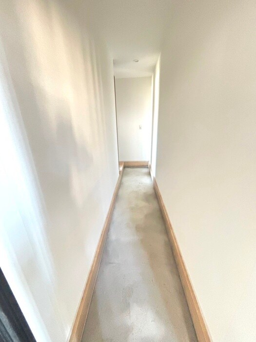 物件内観写真12　(玄関)