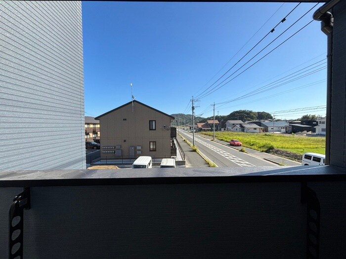 物件内観写真15　(室内からの展望)