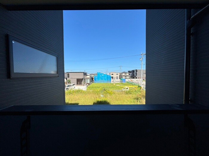 物件内観写真16　(室内からの展望)