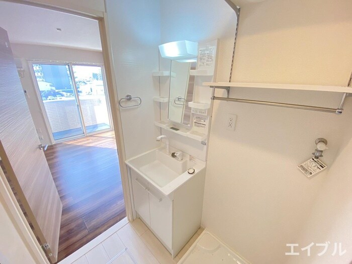 物件内観写真12　(洗面)