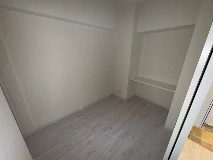 物件内観写真3　(居室)