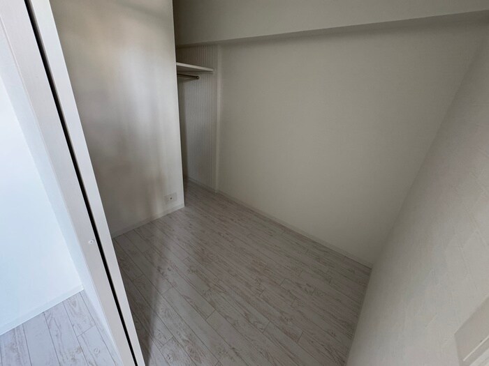 物件内観写真3　(居室)