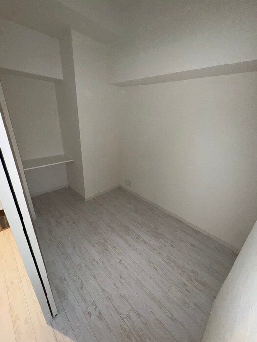 物件内観写真4　(居室)