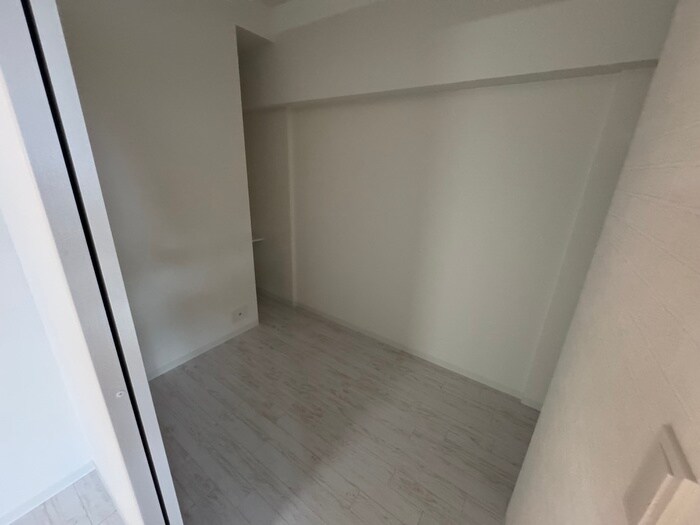 物件内観写真4　(居室)