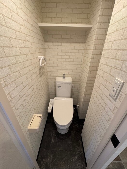 物件内観写真6　(トイレ)