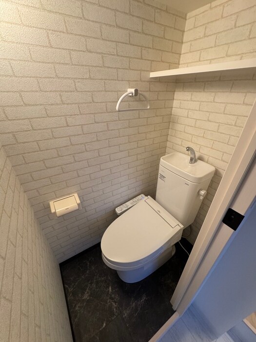 物件内観写真6　(トイレ)