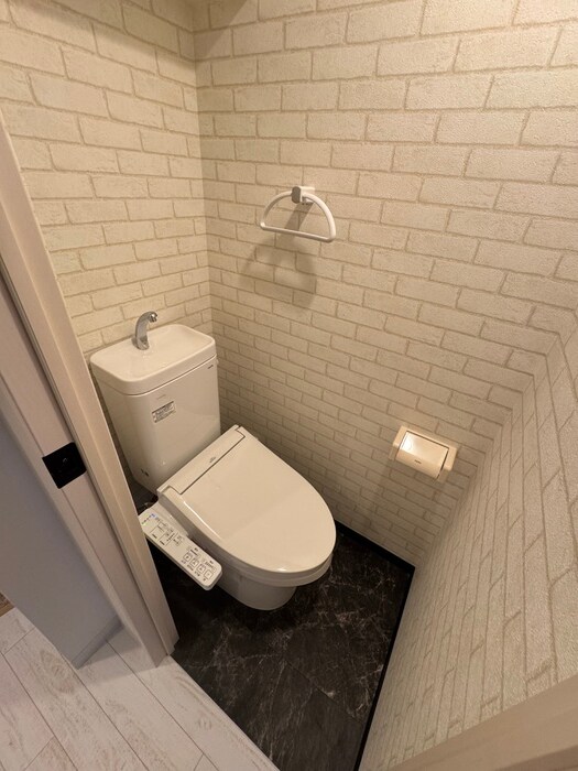 物件内観写真6　(トイレ)