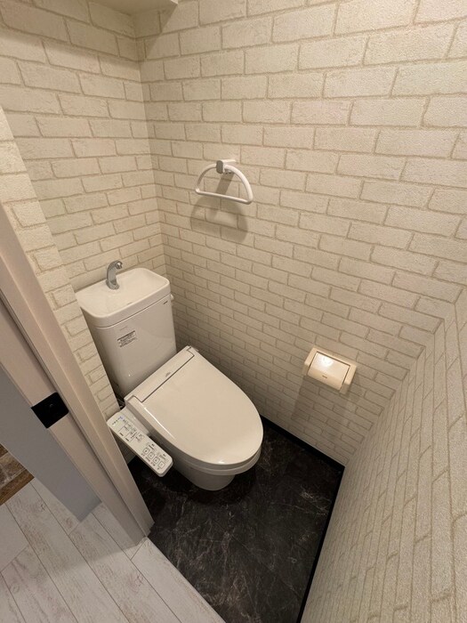 物件内観写真7　(トイレ)