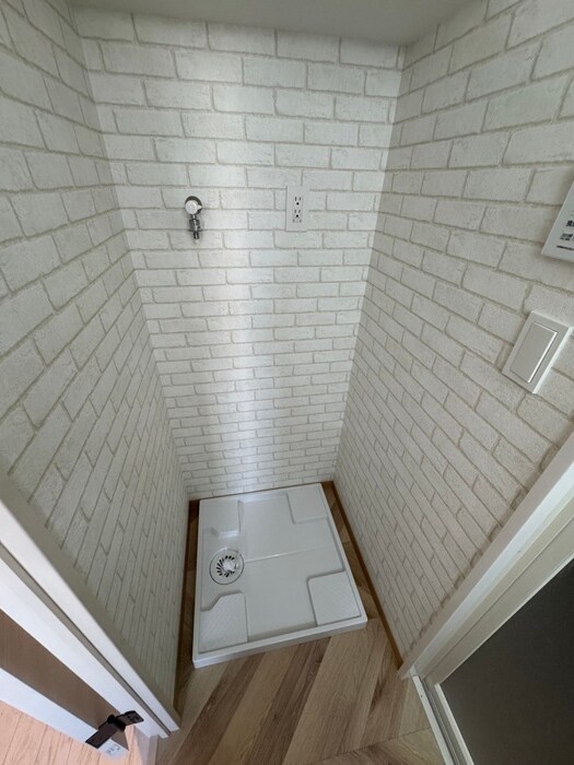 物件内観写真8　(洗濯機置場)