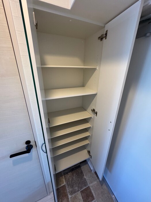 物件内観写真16　(靴箱)