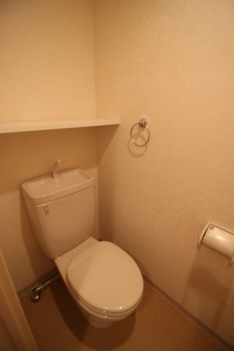 物件内観写真15　(トイレ)