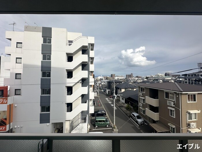 物件内観写真15　(室内からの展望)