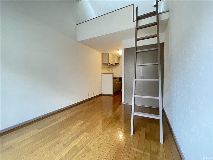 物件内観写真9　(居室)