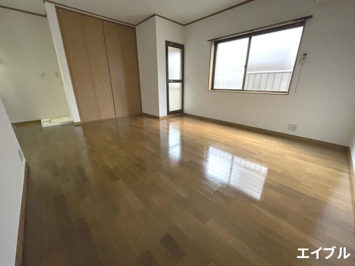 物件内観写真9　(居室)