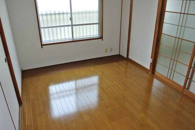 物件内観写真5　(居室)