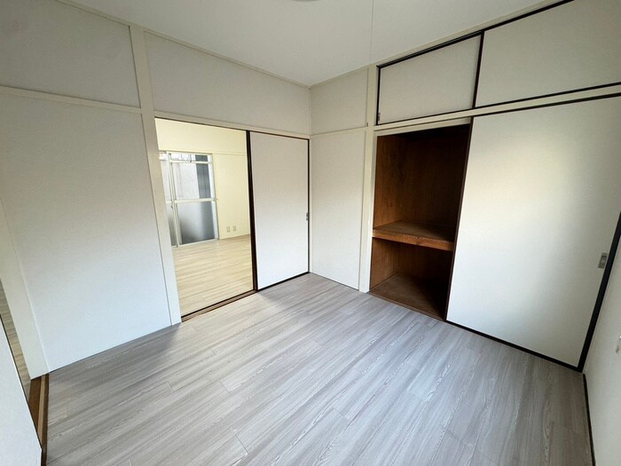 物件内観写真6　(居室)