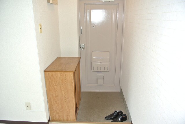 物件内観写真10　(靴箱)