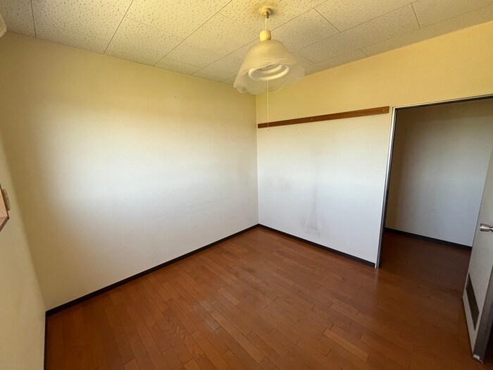 物件内観写真6　(居室)