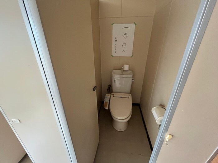 物件内観写真10　(トイレ)