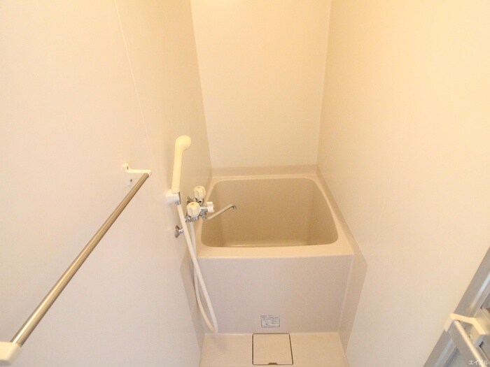 物件内観写真13　(バス／シャワールーム等)