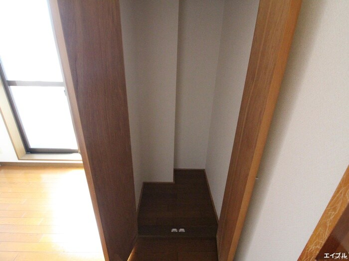 物件内観写真16　(収納)