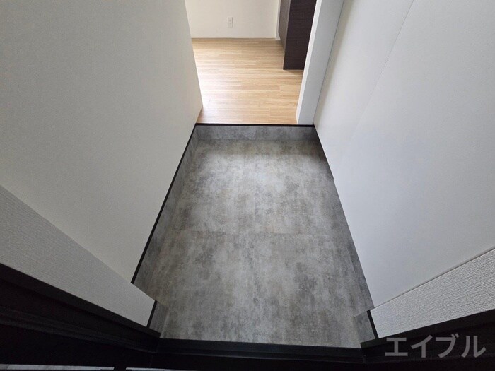 物件内観写真15　(玄関)