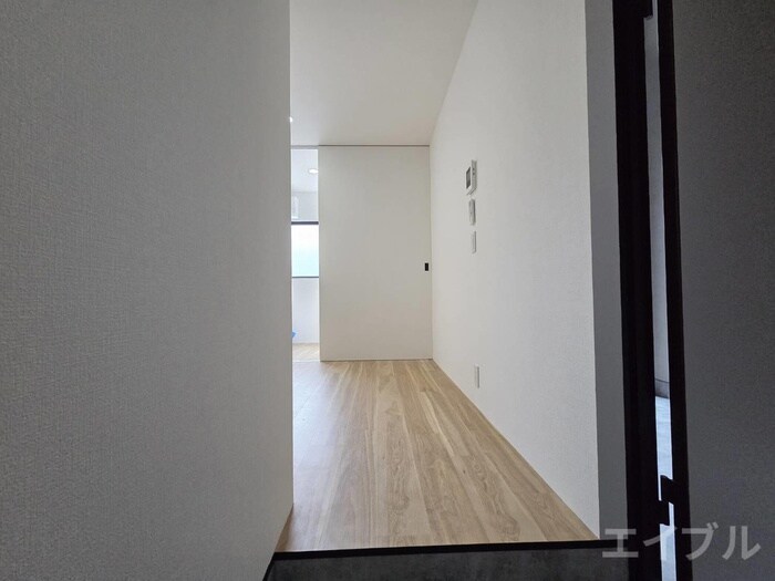 物件内観写真16　(廊下)