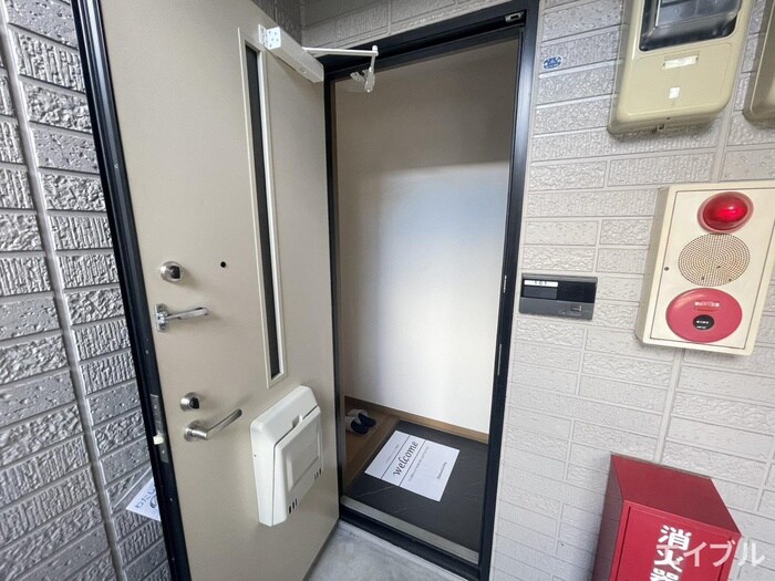 物件内観写真20　(室内からの展望)