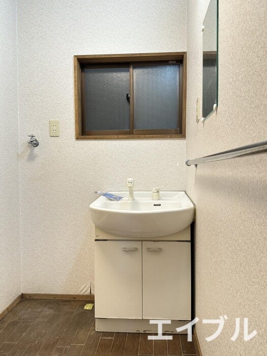 物件内観写真9　(洗面)