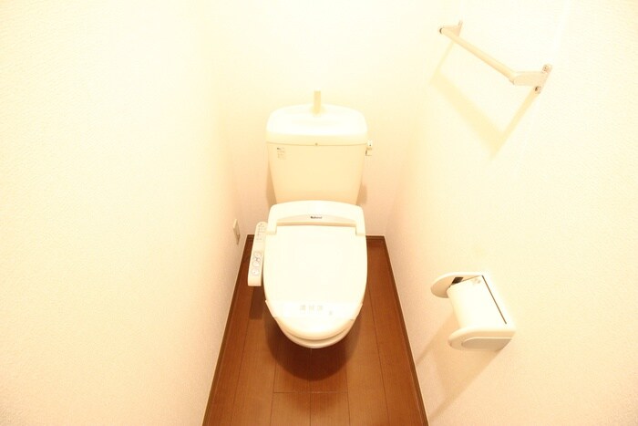 物件内観写真9　(トイレ)