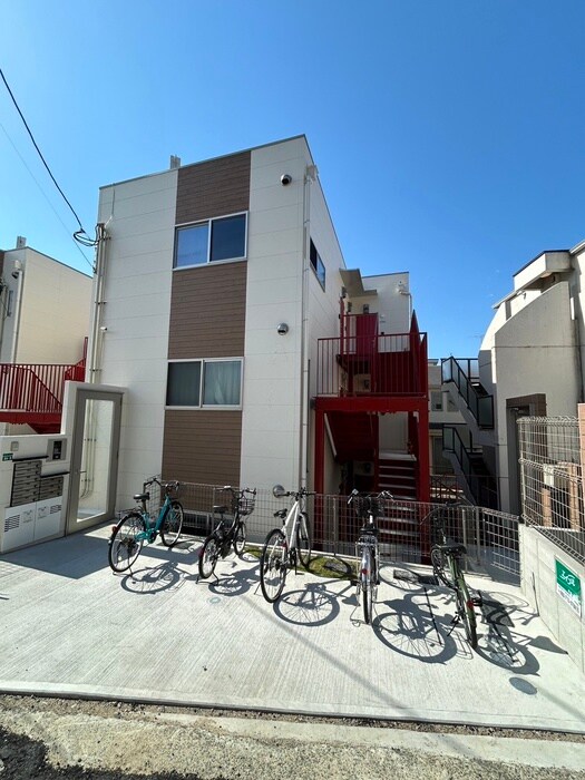 物件外観写真1　(外観写真)