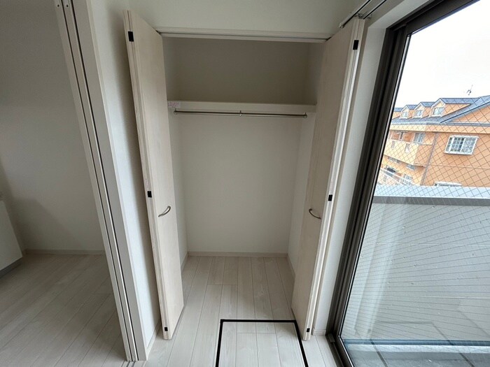 物件内観写真10　(収納)
